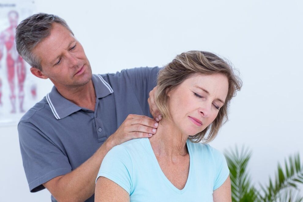 Übungen an Halsmassage fir Osteochondrose